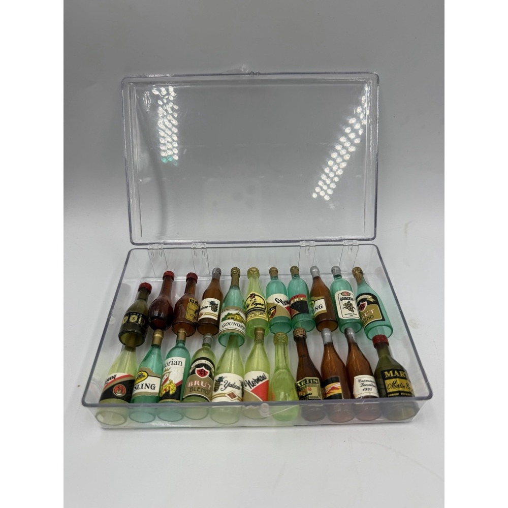 Barbie Dollhouse Miniature Alcohol Liquor Bottles 22pc With Case MINT